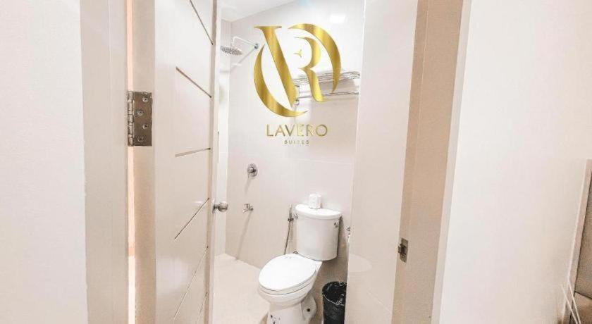 Lavero Suites Kalibo Exterior foto